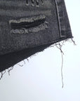 Short gris délavé muni de clous - 𝐌𝐚𝐫𝐢𝐧𝐚𝟒𝟒𝐟𝐚𝐦𝐢𝐥𝐲