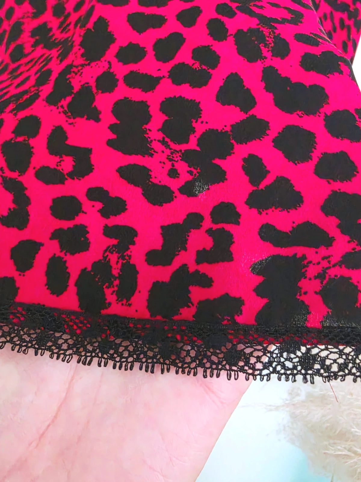 Débardeur rouge à imprimé léopard - 𝐌𝐚𝐫𝐢𝐧𝐚𝟒𝟒𝐟𝐚𝐦𝐢𝐥𝐲