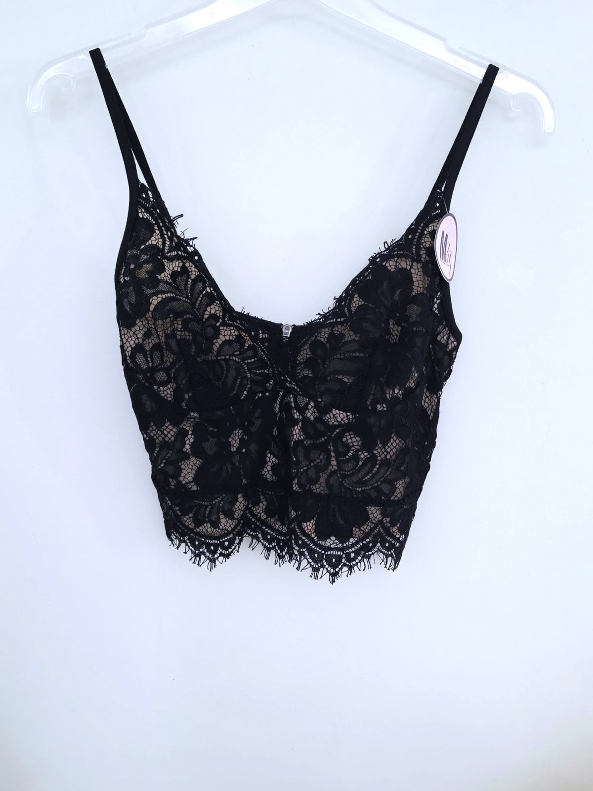 Brassière noire en dentelle