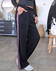 Pantalon noir à bandes latérales - 𝐌𝐚𝐫𝐢𝐧𝐚𝟒𝟒𝐟𝐚𝐦𝐢𝐥𝐲