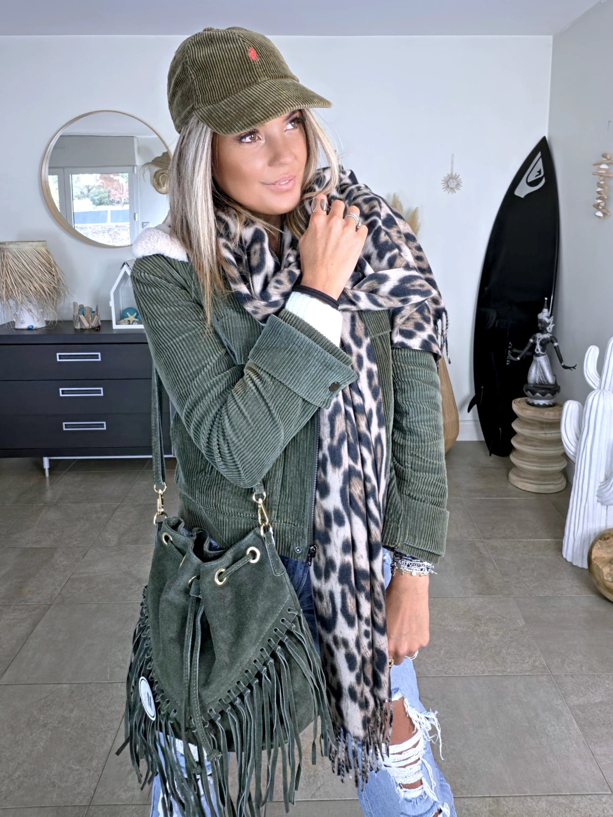 Sac bourse kaki 100% cuir - 𝐌𝐚𝐫𝐢𝐧𝐚𝟒𝟒𝐟𝐚𝐦𝐢𝐥𝐲