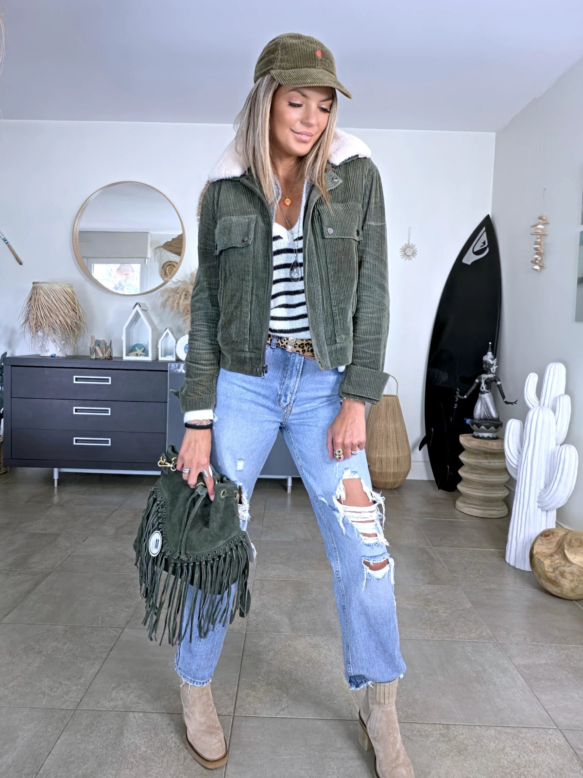 Sac bourse kaki 100% cuir - 𝐌𝐚𝐫𝐢𝐧𝐚𝟒𝟒𝐟𝐚𝐦𝐢𝐥𝐲