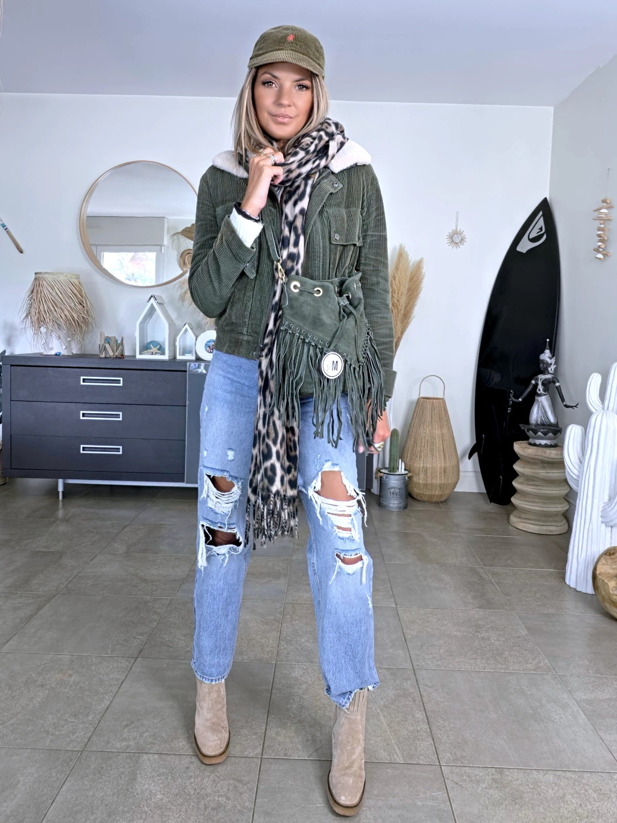 Sac bourse kaki 100% cuir - 𝐌𝐚𝐫𝐢𝐧𝐚𝟒𝟒𝐟𝐚𝐦𝐢𝐥𝐲
