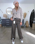 Pantalon palazzo marron à imprimé à carreaux