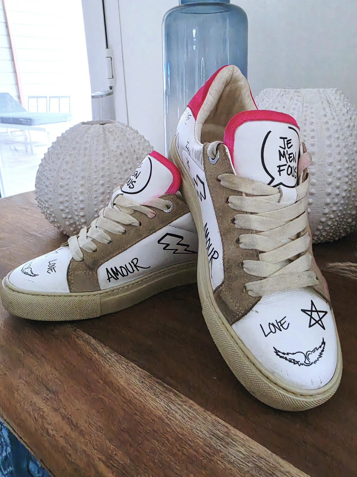 Baskets ZV1747 blanche à tags 100% cuir - 𝐌𝐚𝐫𝐢𝐧𝐚𝟒𝟒𝐟𝐚𝐦𝐢𝐥𝐲