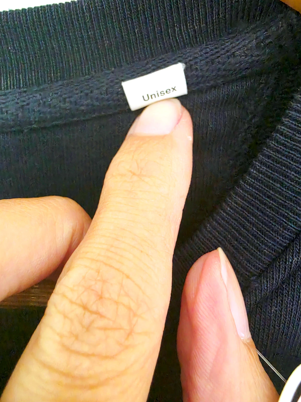 Sweat bleu marine blind test you - 𝐌𝐚𝐫𝐢𝐧𝐚𝟒𝟒𝐟𝐚𝐦𝐢𝐥𝐲