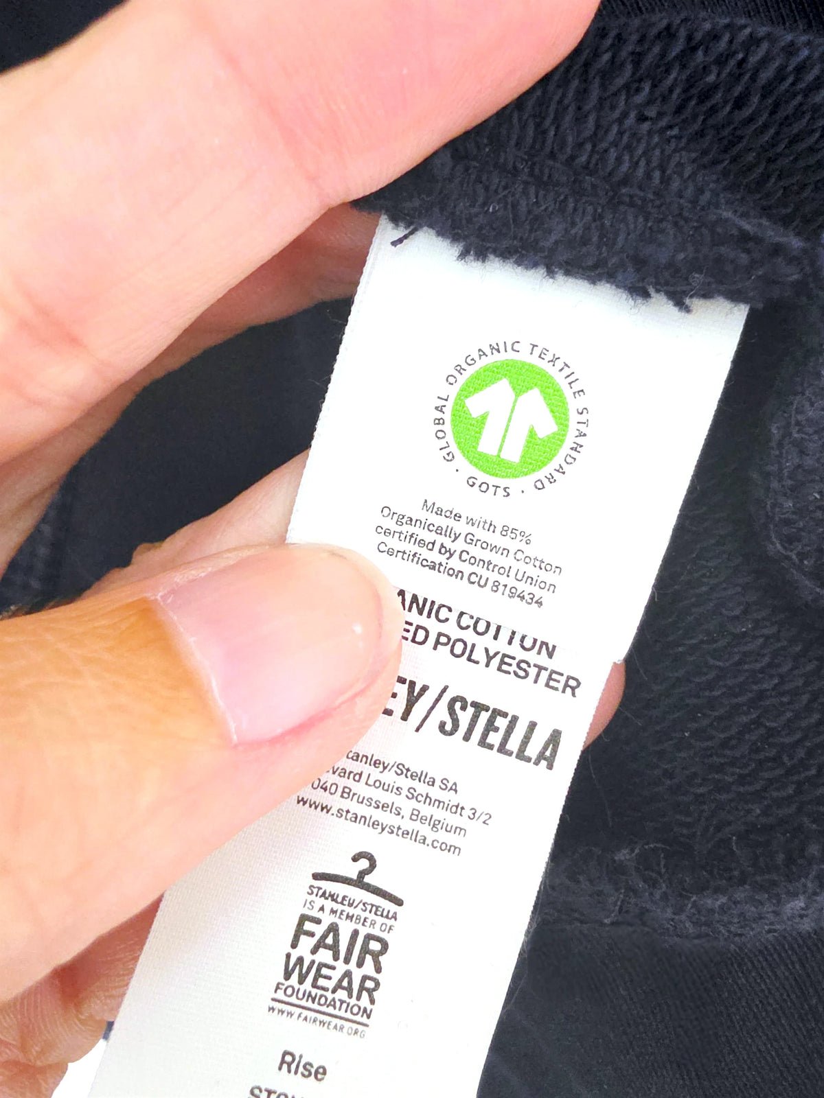 Sweat bleu marine blind test you - 𝐌𝐚𝐫𝐢𝐧𝐚𝟒𝟒𝐟𝐚𝐦𝐢𝐥𝐲