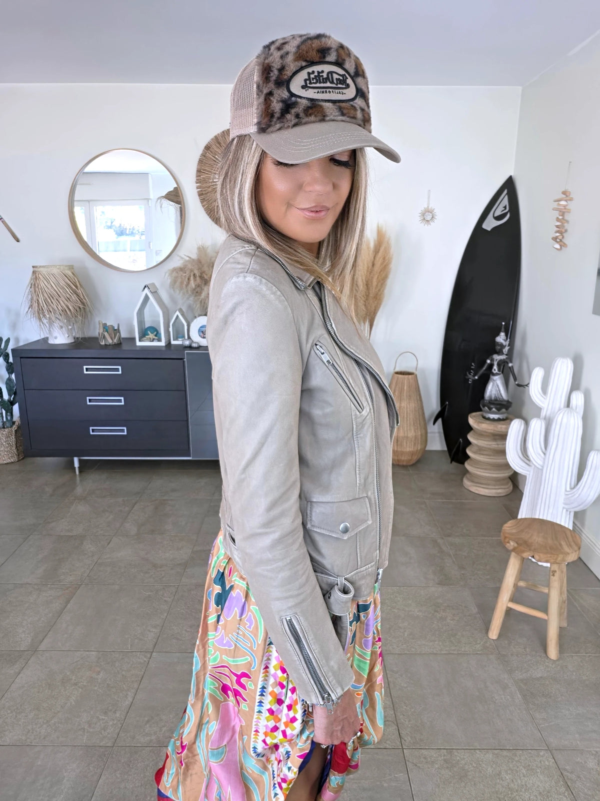 Perfecto beige à effet vieilli patiné