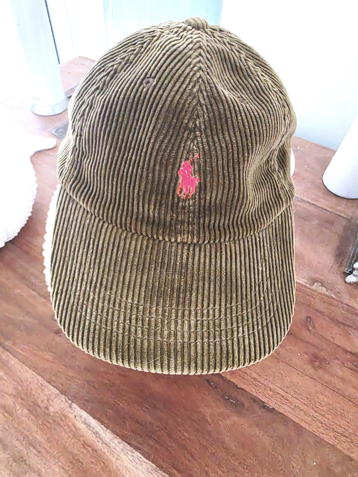 Casquette velours kaki - 𝐌𝐚𝐫𝐢𝐧𝐚𝟒𝟒𝐟𝐚𝐦𝐢𝐥𝐲