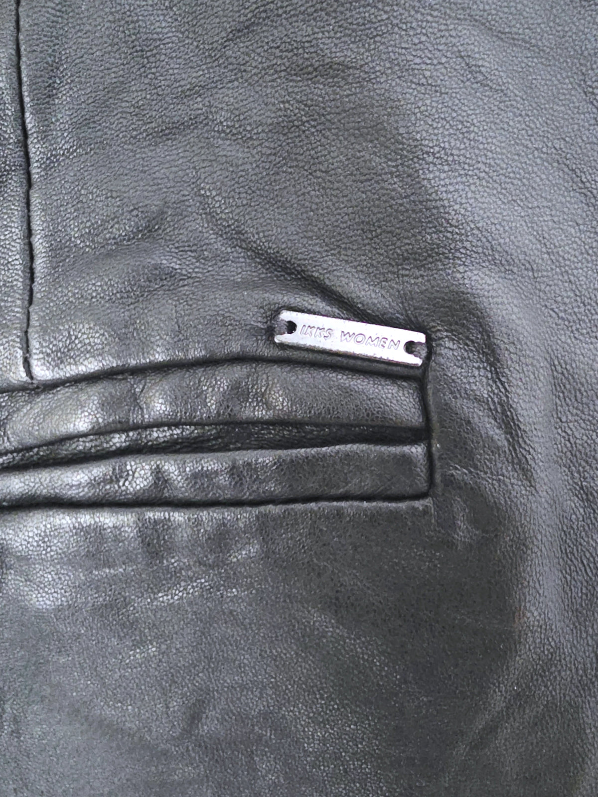 Short noir 100% cuir