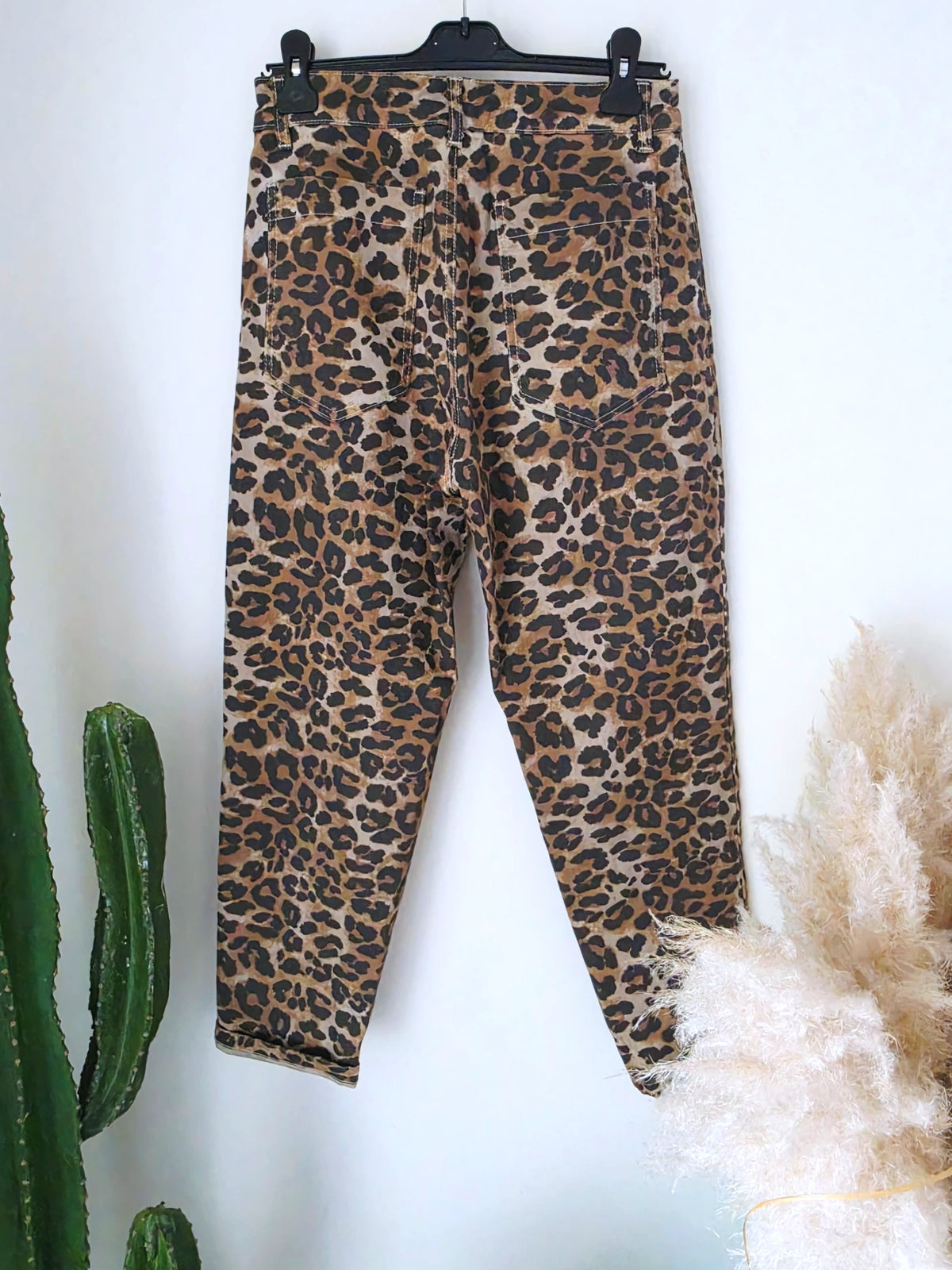 Pantalon à imprimé léopard