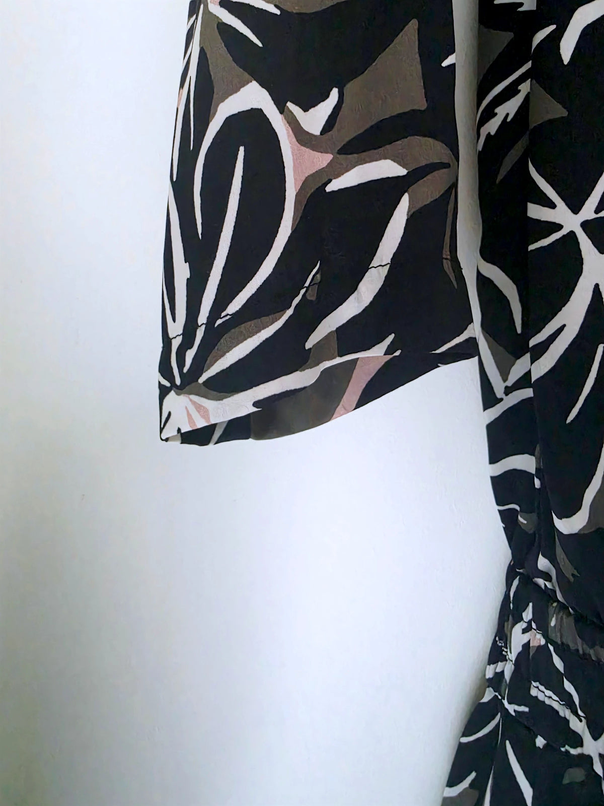 Robe kaki à imprimé camouflage - 𝐌𝐚𝐫𝐢𝐧𝐚𝟒𝟒𝐟𝐚𝐦𝐢𝐥𝐲
