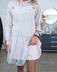 Robe beige à effet superposition - 𝐌𝐚𝐫𝐢𝐧𝐚𝟒𝟒𝐟𝐚𝐦𝐢𝐥𝐲