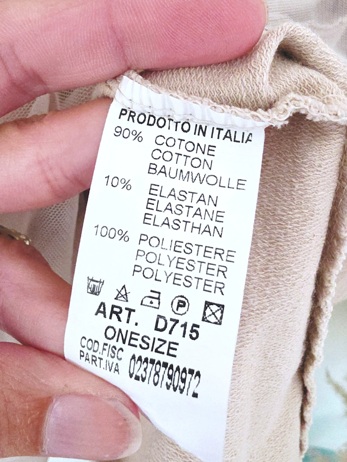 Robe beige à effet superposition