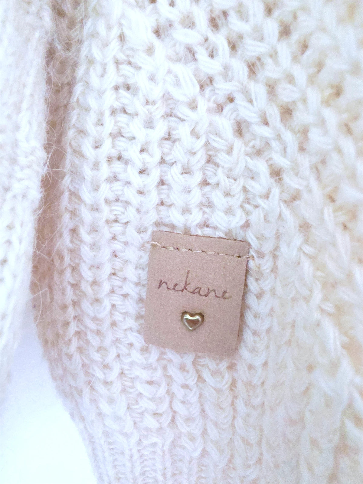 Pull beige à maille chaude - 𝐌𝐚𝐫𝐢𝐧𝐚𝟒𝟒𝐟𝐚𝐦𝐢𝐥𝐲