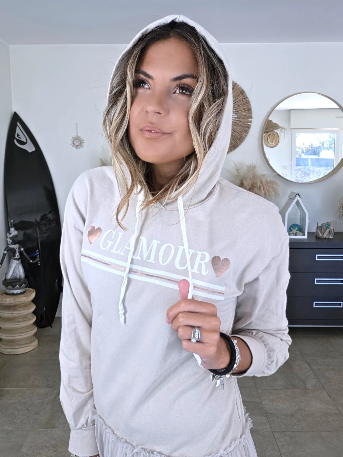 Robe beige à effet superposition - 𝐌𝐚𝐫𝐢𝐧𝐚𝟒𝟒𝐟𝐚𝐦𝐢𝐥𝐲