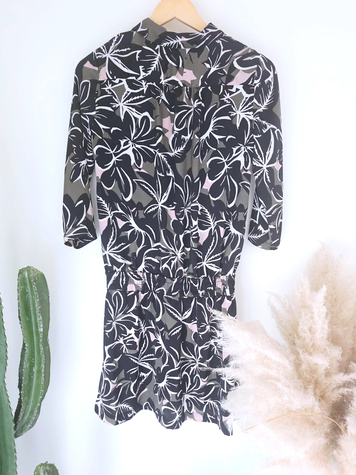 Robe kaki à imprimé camouflage - 𝐌𝐚𝐫𝐢𝐧𝐚𝟒𝟒𝐟𝐚𝐦𝐢𝐥𝐲