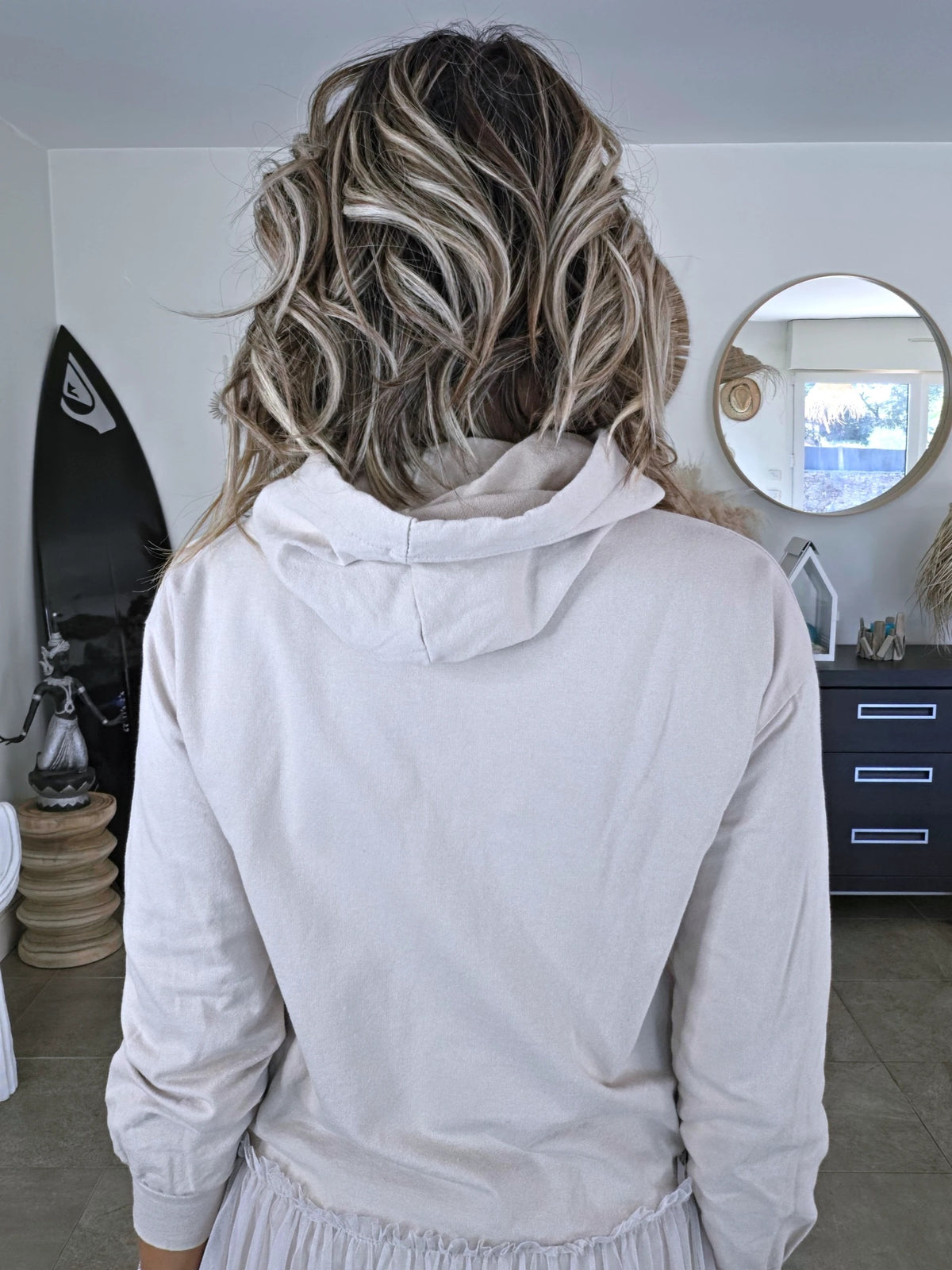 Robe beige à effet superposition - 𝐌𝐚𝐫𝐢𝐧𝐚𝟒𝟒𝐟𝐚𝐦𝐢𝐥𝐲