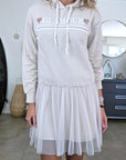 Robe beige à effet superposition - 𝐌𝐚𝐫𝐢𝐧𝐚𝟒𝟒𝐟𝐚𝐦𝐢𝐥𝐲