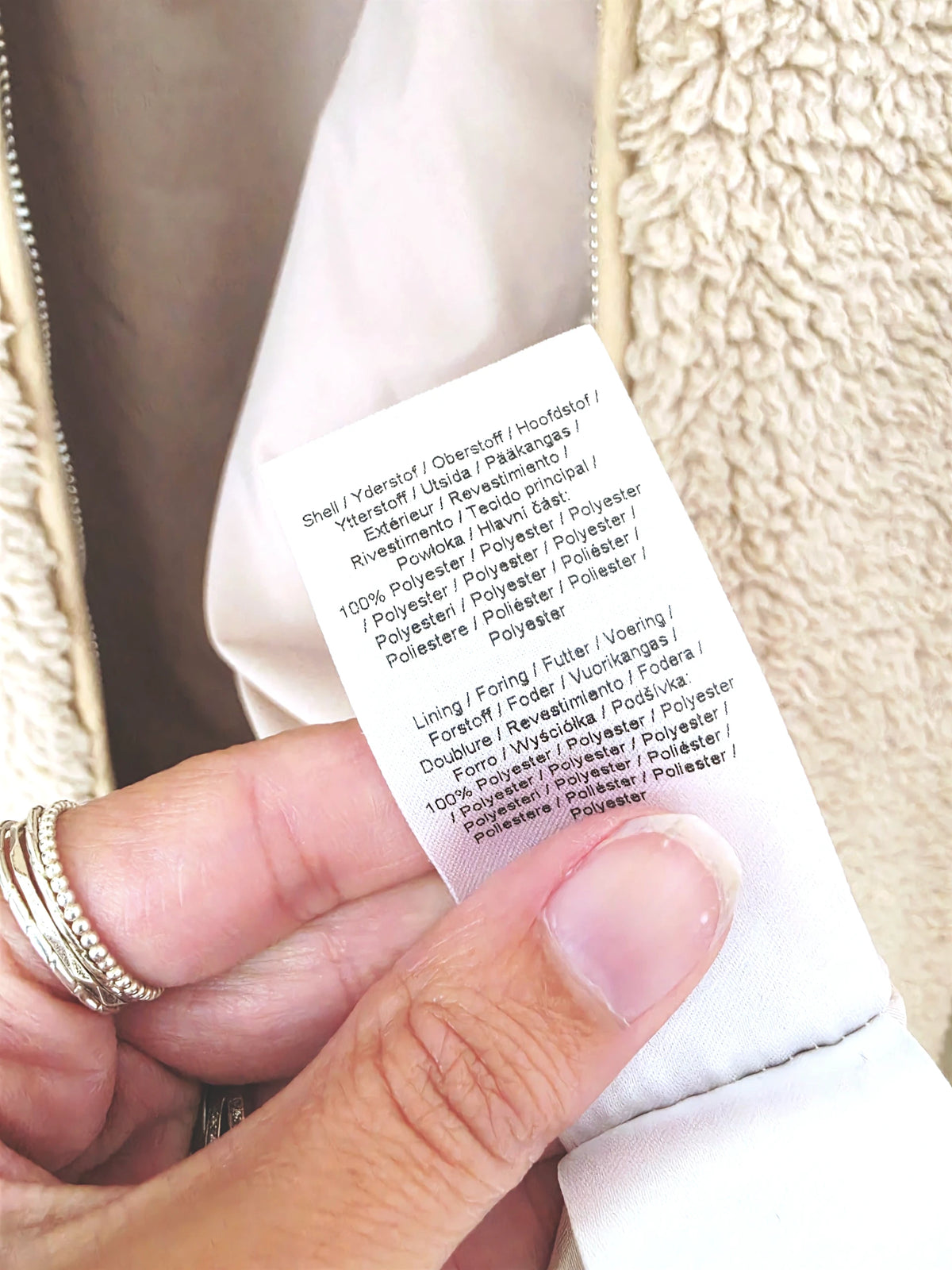 Manteau bouclette beige sans manche - 𝐌𝐚𝐫𝐢𝐧𝐚𝟒𝟒𝐟𝐚𝐦𝐢𝐥𝐲