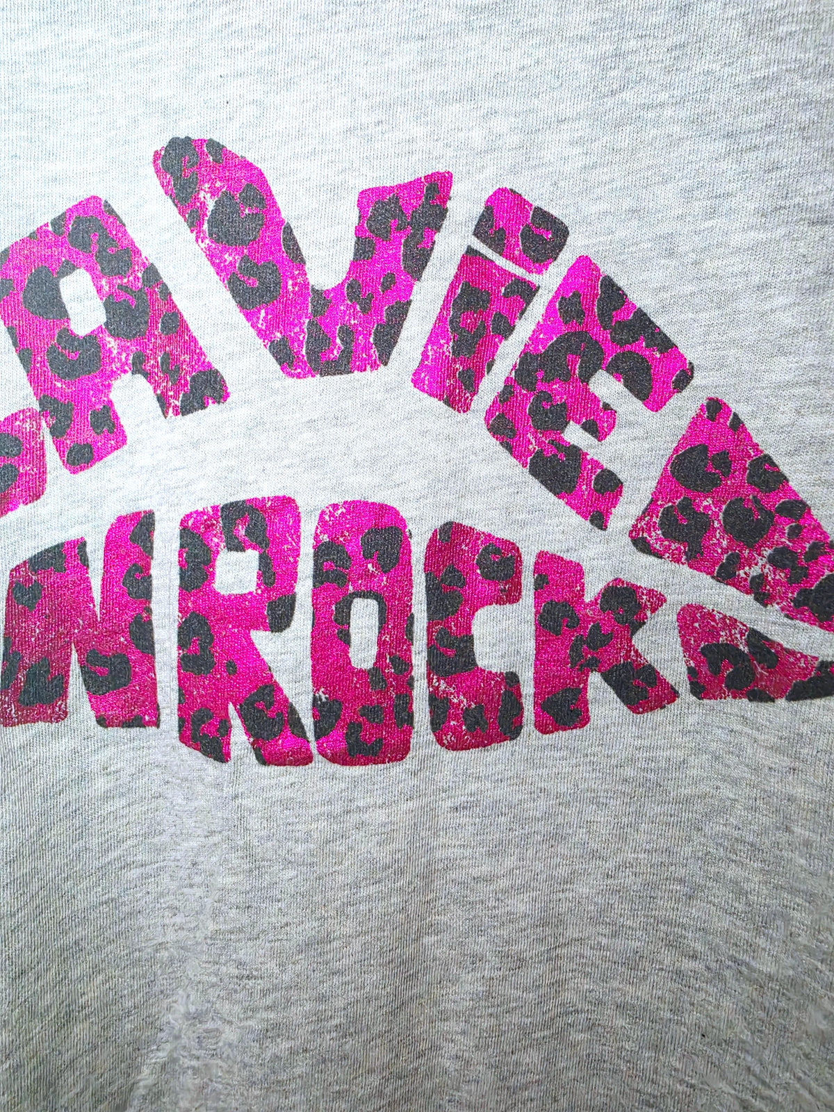 T-shirt gris la vie en rock fuchsia - 𝐌𝐚𝐫𝐢𝐧𝐚𝟒𝟒𝐟𝐚𝐦𝐢𝐥𝐲