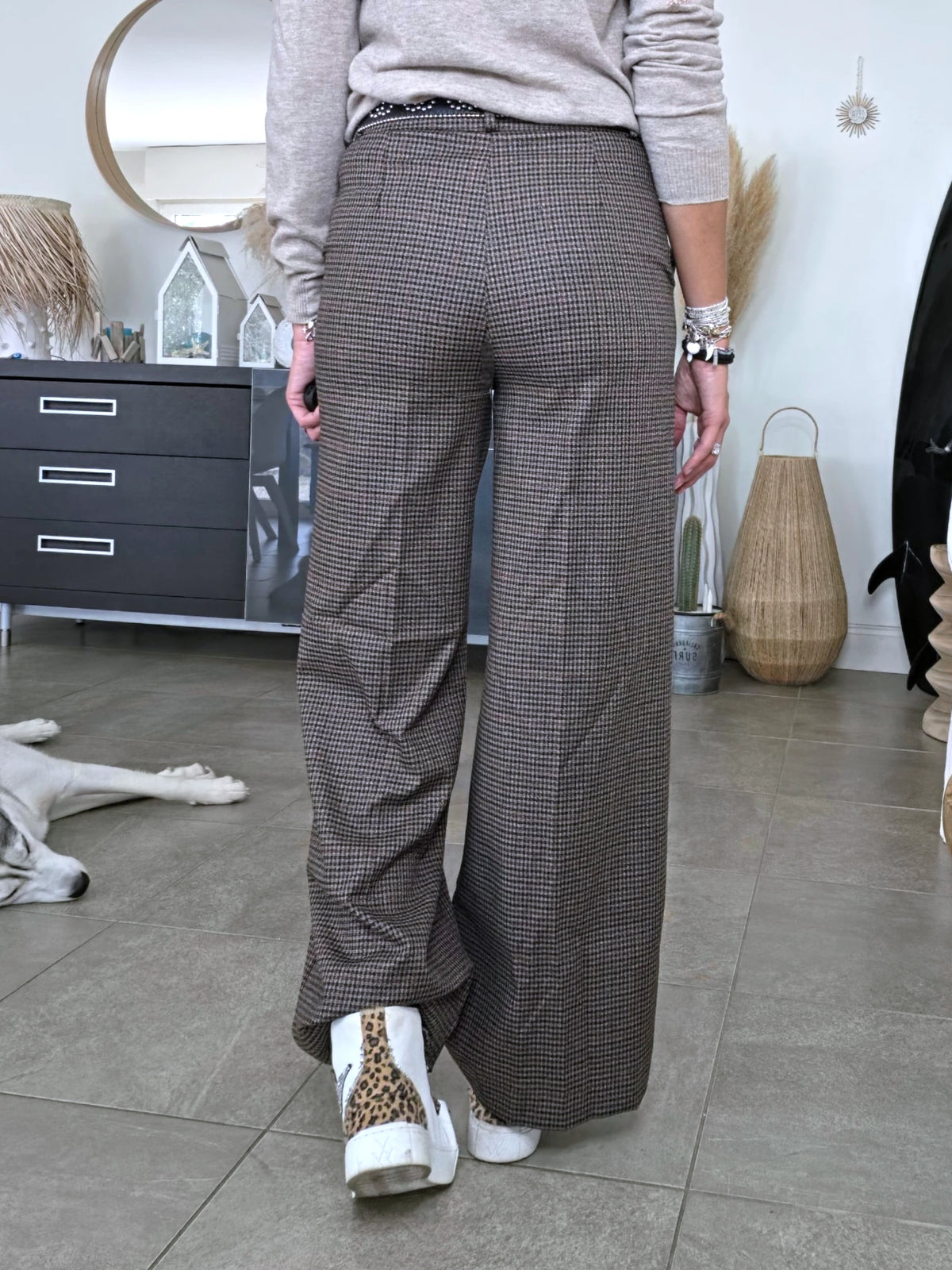 Pantalon palazzo marron à imprimé à carreaux