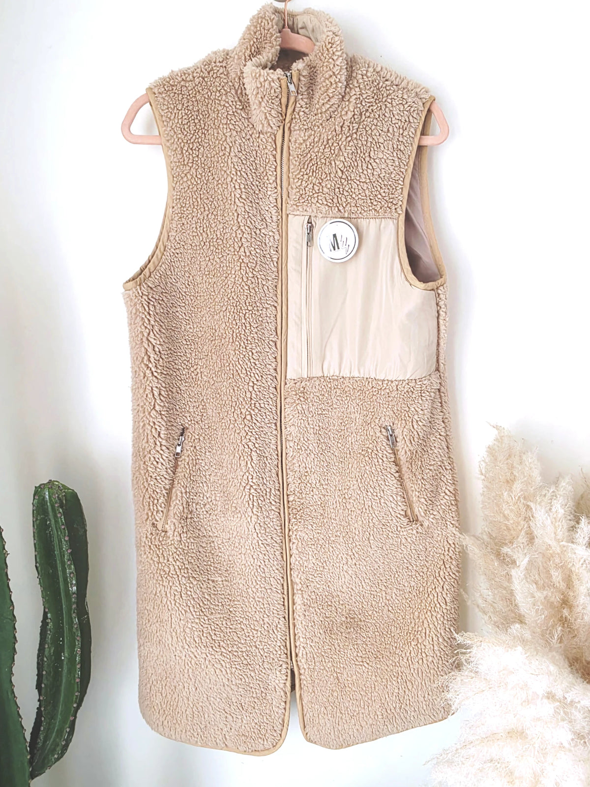 Manteau bouclette beige sans manche - 𝐌𝐚𝐫𝐢𝐧𝐚𝟒𝟒𝐟𝐚𝐦𝐢𝐥𝐲