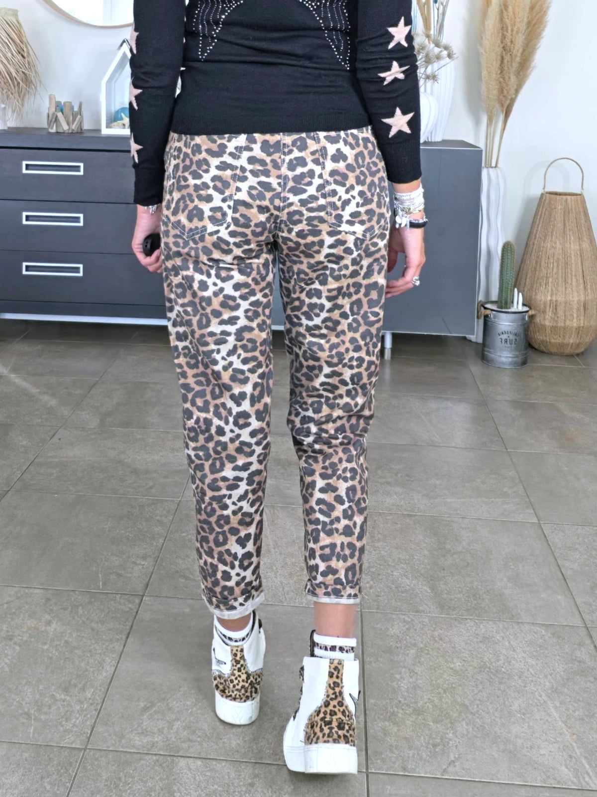 Pantalon à imprimé léopard
