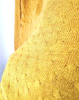 Pull jaune moutarde à maille fine