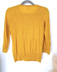 Pull jaune moutarde à maille fine