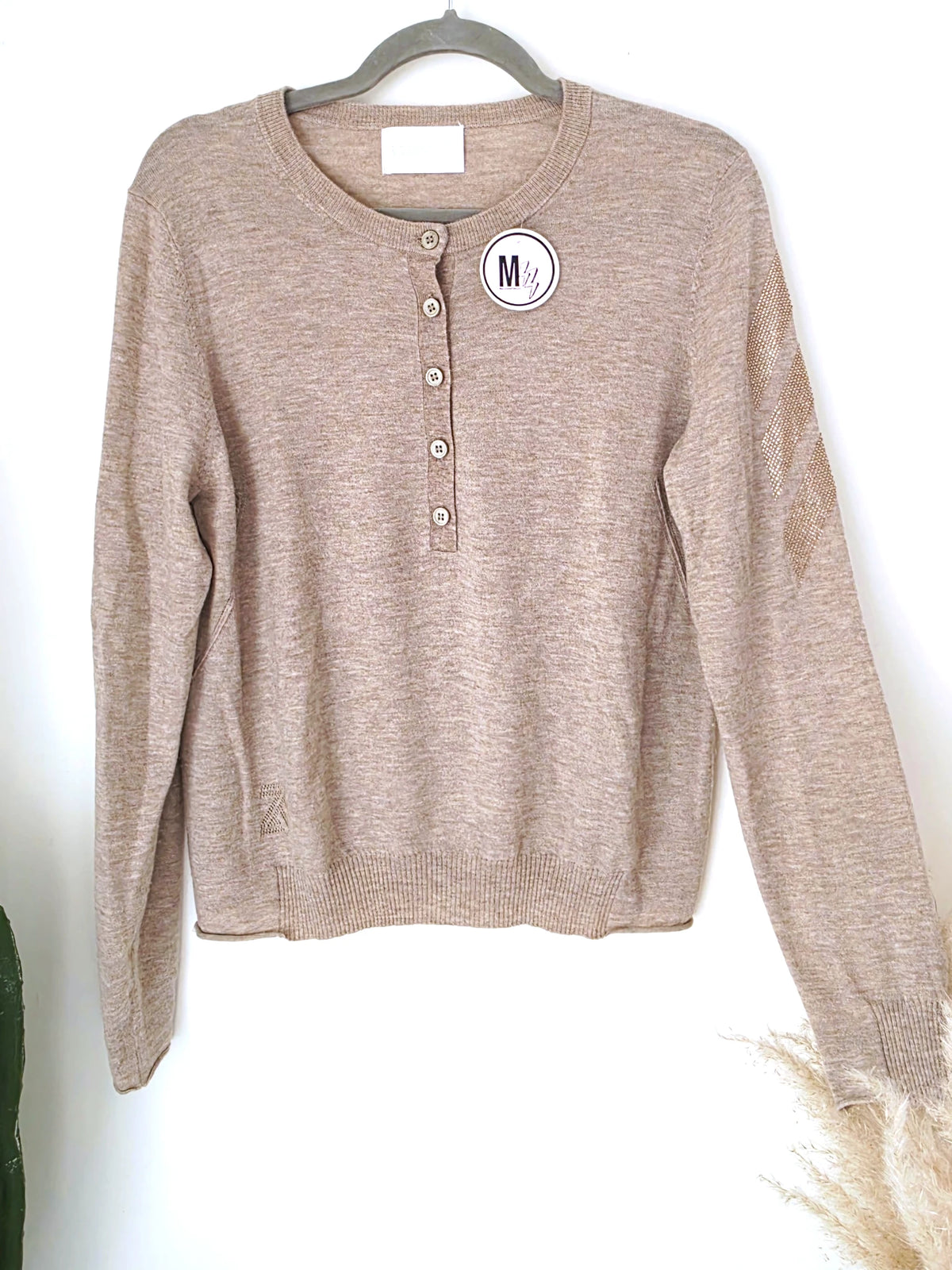 Pull beige chiné à maille fine et chaude