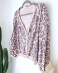Cardigan à imprimé léopard double sens - 𝐌𝐚𝐫𝐢𝐧𝐚𝟒𝟒𝐟𝐚𝐦𝐢𝐥𝐲
