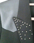 Blazer noir à épaulettes en cuir et clouté