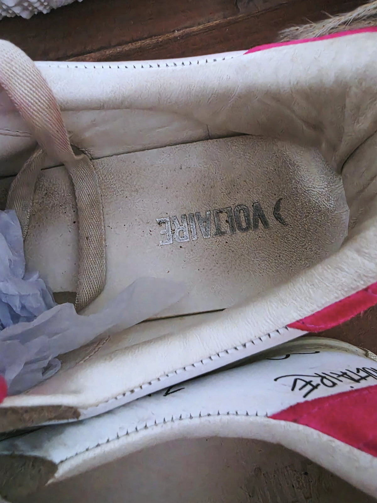 Baskets ZV1747 blanche à tags 100% cuir - 𝐌𝐚𝐫𝐢𝐧𝐚𝟒𝟒𝐟𝐚𝐦𝐢𝐥𝐲