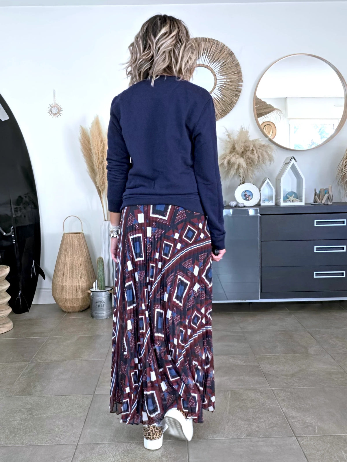 Sweat bleu marine blind test you - 𝐌𝐚𝐫𝐢𝐧𝐚𝟒𝟒𝐟𝐚𝐦𝐢𝐥𝐲