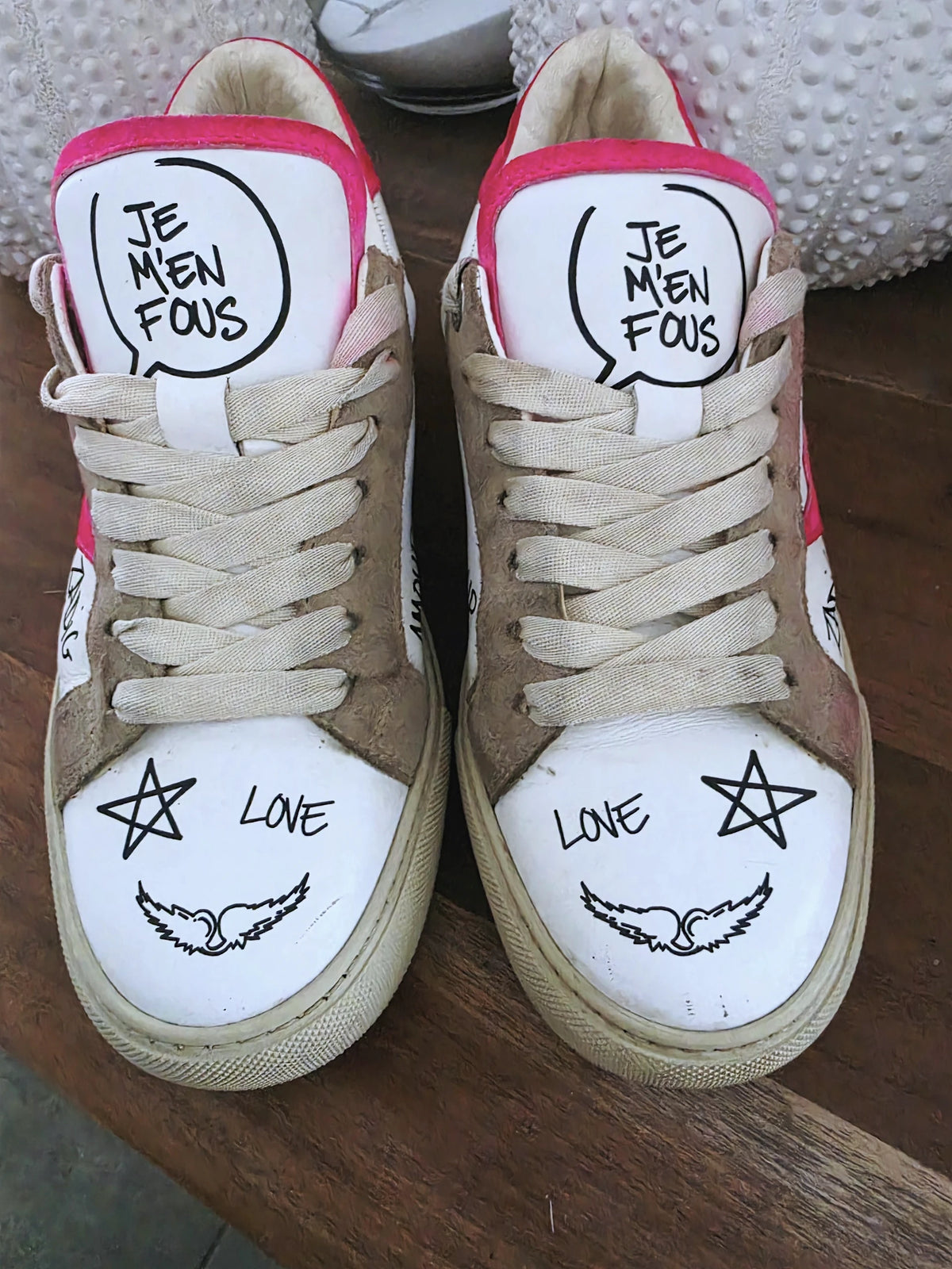 Baskets ZV1747 blanche à tags 100% cuir - 𝐌𝐚𝐫𝐢𝐧𝐚𝟒𝟒𝐟𝐚𝐦𝐢𝐥𝐲
