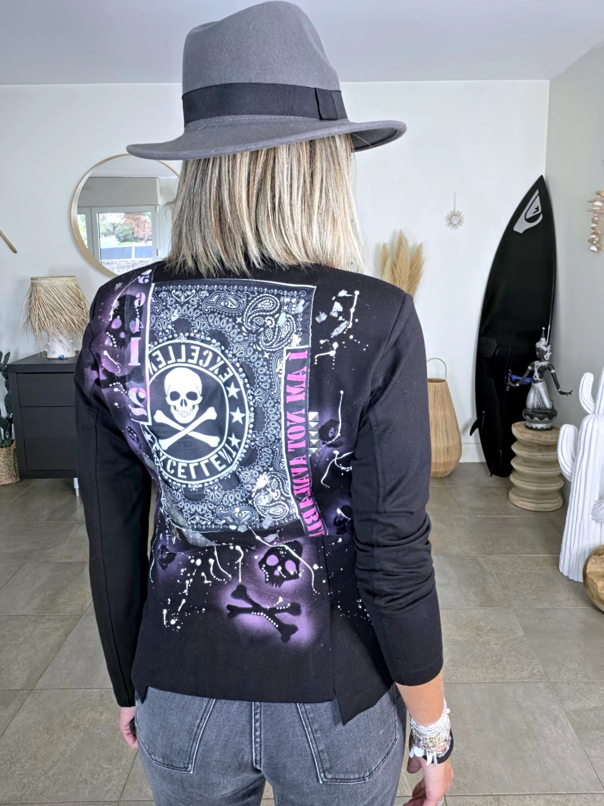 Veste cintrée création  / pièce unique - 𝐌𝐚𝐫𝐢𝐧𝐚𝟒𝟒𝐟𝐚𝐦𝐢𝐥𝐲