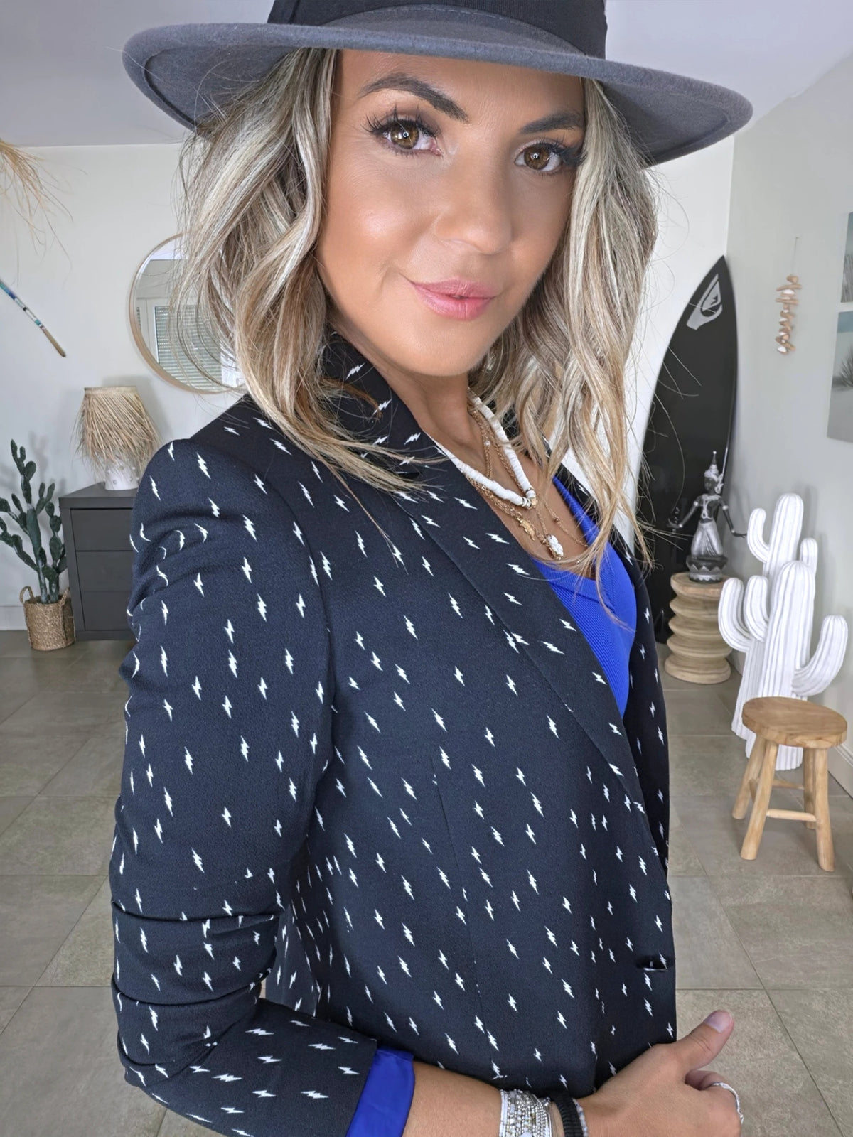 Veste noire à imprimé éclair blanc