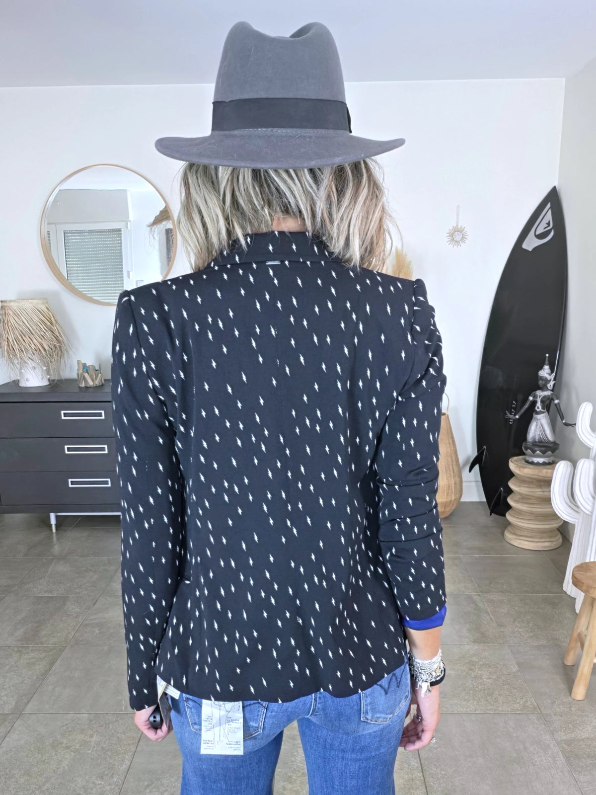 Veste noire à imprimé éclair blanc