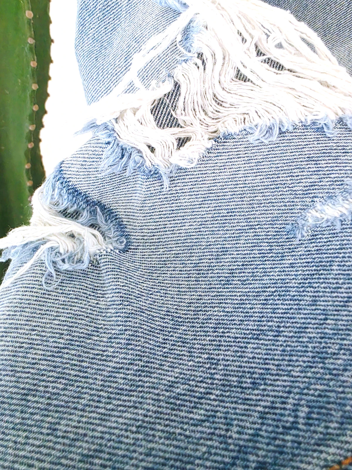 Jean droit coupe destroy - 𝐌𝐚𝐫𝐢𝐧𝐚𝟒𝟒𝐟𝐚𝐦𝐢𝐥𝐲