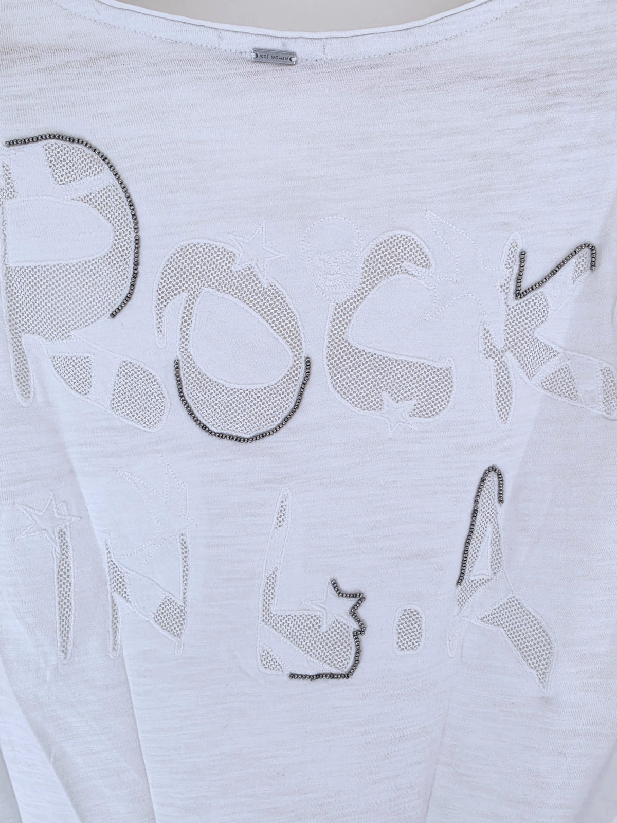 T-shirt blanc Rock au dos - 𝐌𝐚𝐫𝐢𝐧𝐚𝟒𝟒𝐟𝐚𝐦𝐢𝐥𝐲