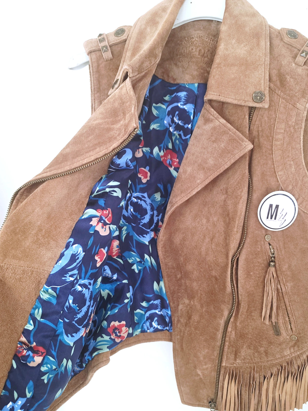 Veste marron taupe sans manche 100% cuir nubuck - 𝐌𝐚𝐫𝐢𝐧𝐚𝟒𝟒𝐟𝐚𝐦𝐢𝐥𝐲
