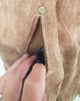 Veste marron taupe sans manche 100% cuir nubuck - 𝐌𝐚𝐫𝐢𝐧𝐚𝟒𝟒𝐟𝐚𝐦𝐢𝐥𝐲