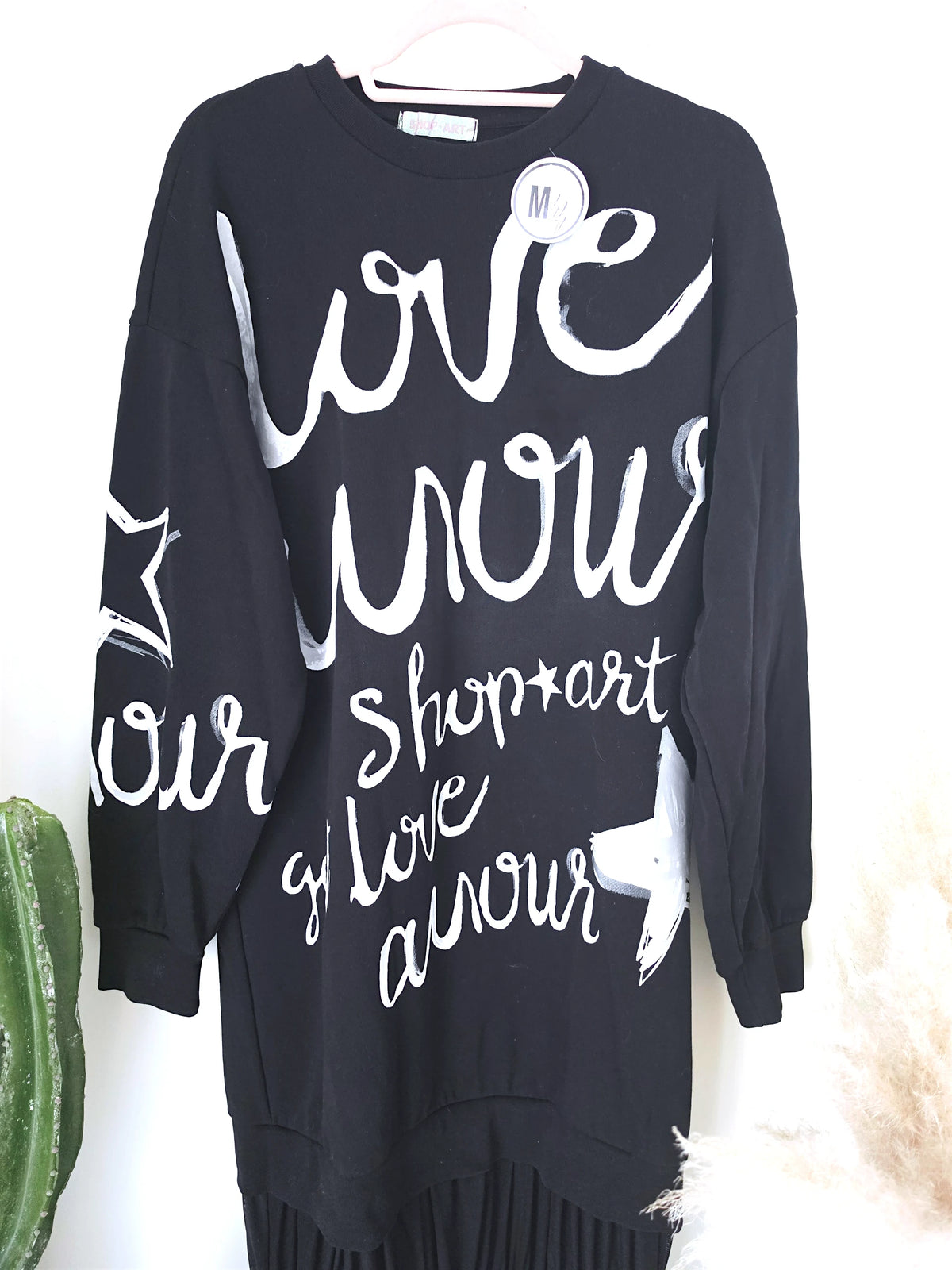 Robe noire à inscriptions - 𝐌𝐚𝐫𝐢𝐧𝐚𝟒𝟒𝐟𝐚𝐦𝐢𝐥𝐲