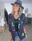 Blazer noir à tags fluo