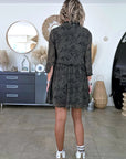 Robe kaki à imprimé noir - 𝐌𝐚𝐫𝐢𝐧𝐚𝟒𝟒𝐟𝐚𝐦𝐢𝐥𝐲