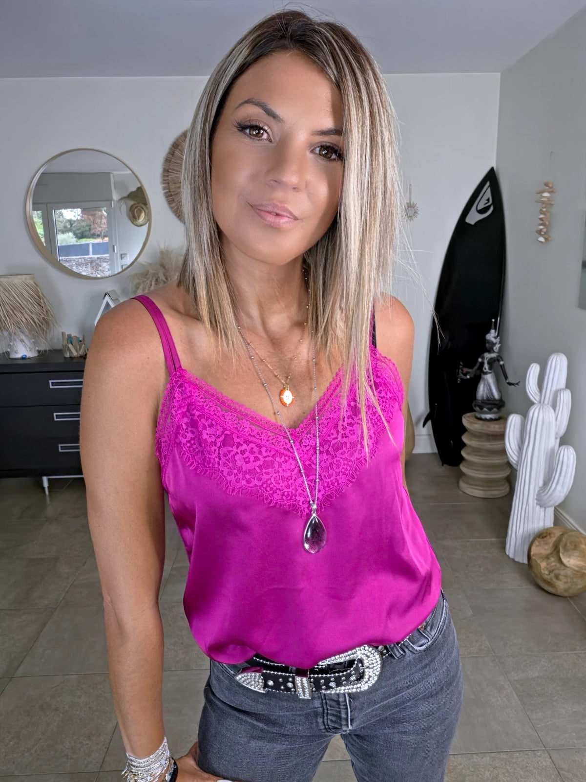 Débardeur fuchsia style lingerie - 𝐌𝐚𝐫𝐢𝐧𝐚𝟒𝟒𝐟𝐚𝐦𝐢𝐥𝐲