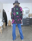 Blazer noir à tags fluo