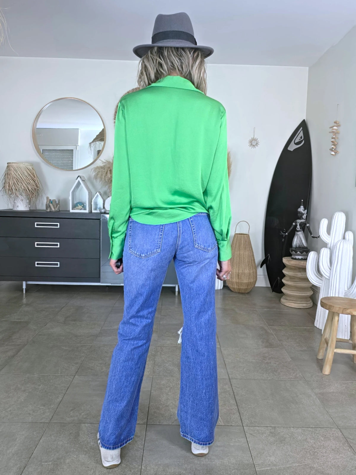 Chemise verte lumineuse