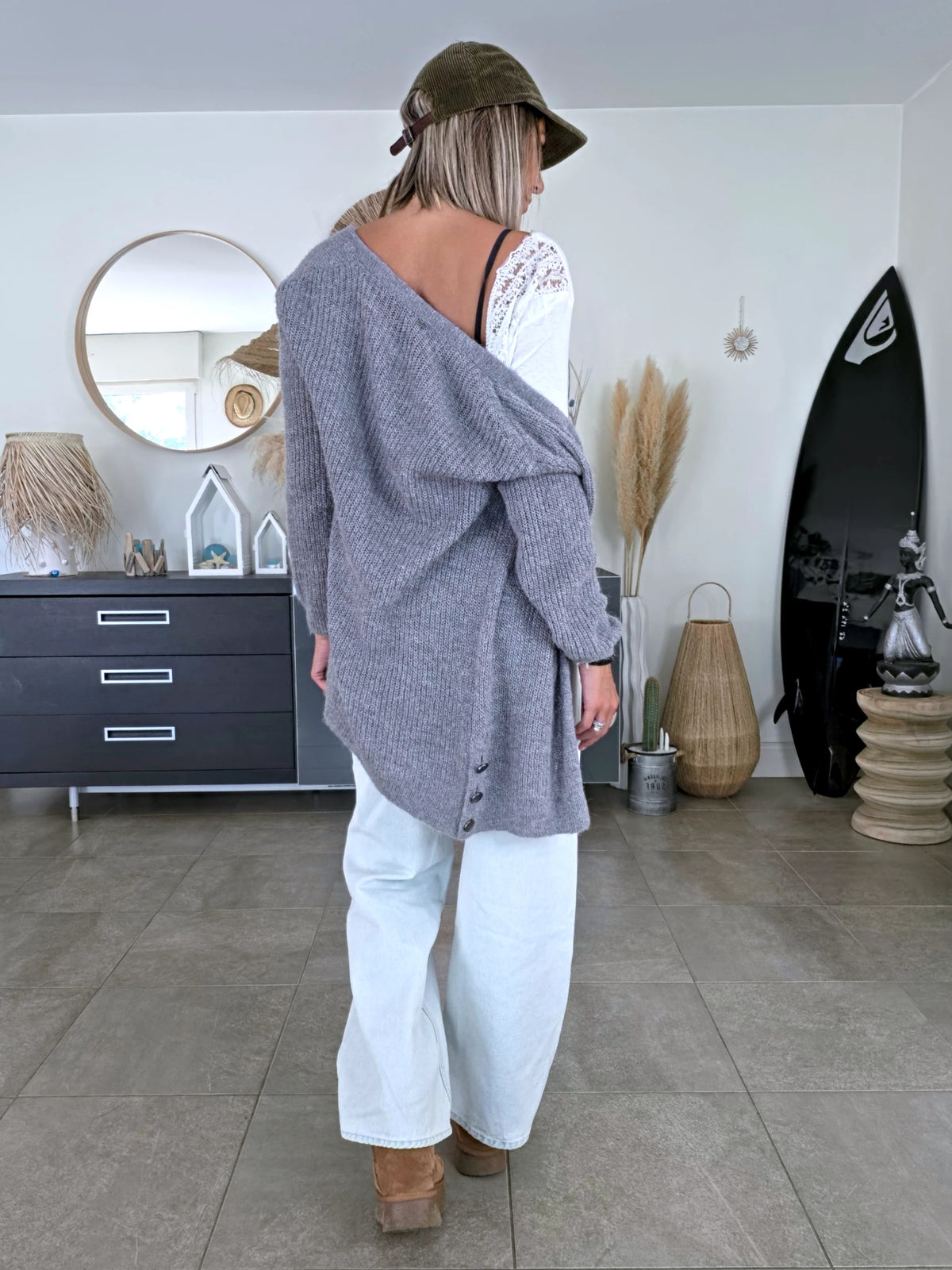 T-shirt blanc encolure en V au dos - 𝐌𝐚𝐫𝐢𝐧𝐚𝟒𝟒𝐟𝐚𝐦𝐢𝐥𝐲